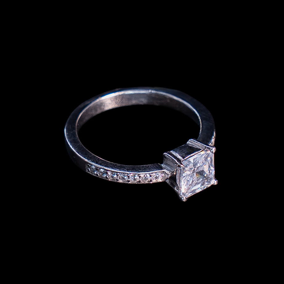Anillo en Plata 925 con Rodio · Ref. 16